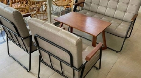 Sofa khung sắt tay gỗ