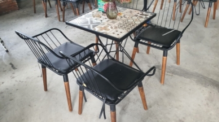 Bàn gạch hoa văn TCL 01